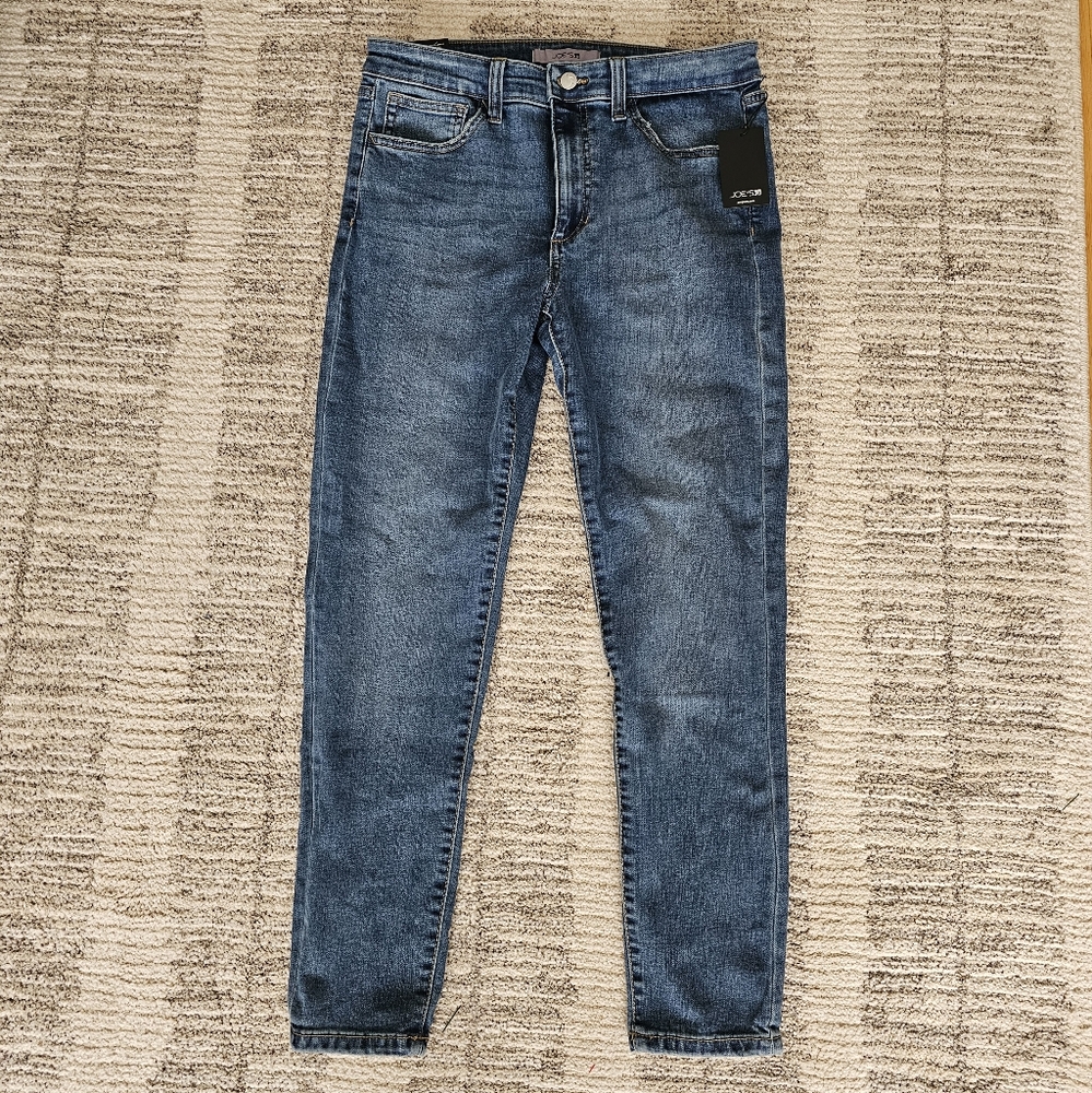 Joe's High Rise Skinny Ankle- 30-  New with tags